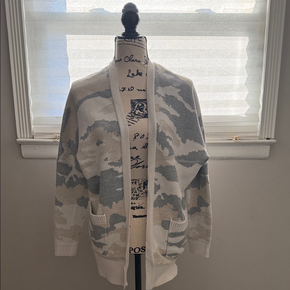 Camouflage Sweater Cardigan - Picture 1 of 7